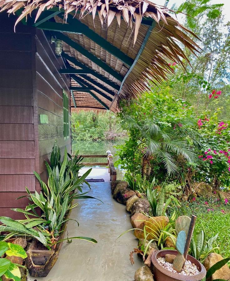 Maddekehaoo Eco Mansion Acomodação com café da manhã Koh Chang Exterior foto
